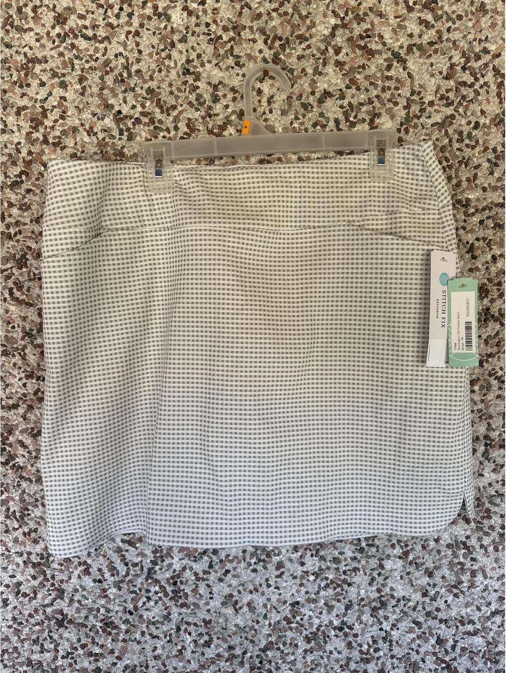 NWT Tribal Remington Slit Pocket Skort Size 16 Beige Gingham Stitch Fix